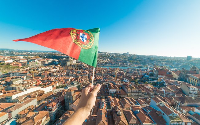 Portugal celebra 46 anos do fim da ditadura como 7ª melhor democracia do mundo