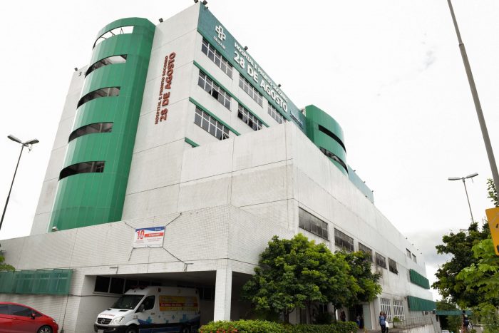 No AM, Sindicato nega paralisação de hospital, cita falta de EPIs, e Susam mostra documentos