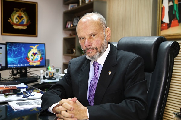 TCE-AM arquiva pedido do aumento de restrições ao comércio no Amazonas