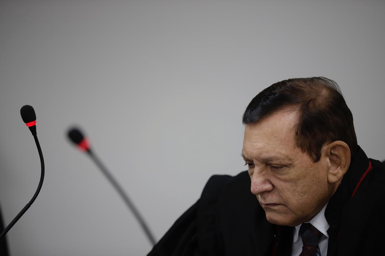 Justiça estabelece multas de quase meio milhão à Prefeitura e prefeito de Itacoatiara