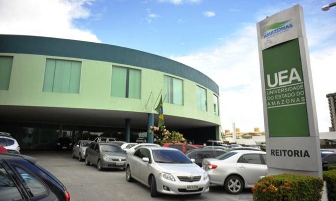 UEA arrecada alimentos para doar à estudantes em situação de vulnerabilidade