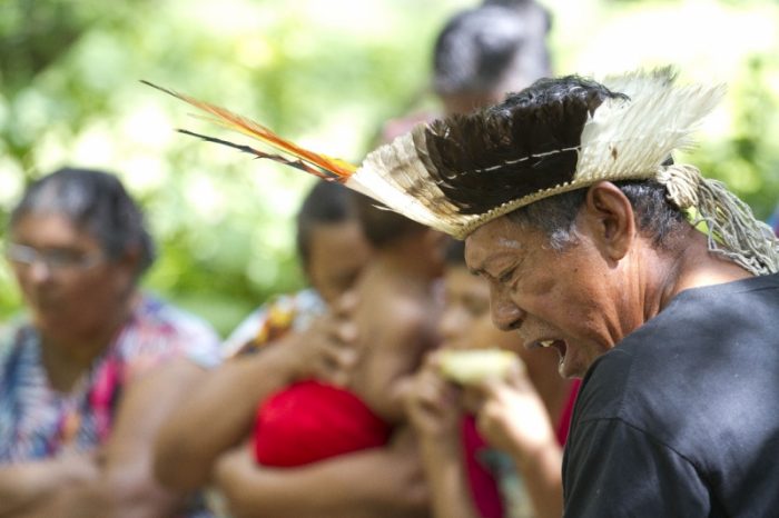 Para além da Covid-19: etnia Tapeba sofre com cheia do rio e teme a fome