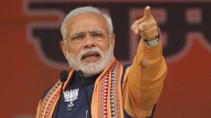 Aumento de casos de Covid-19 ameaçam alta popularidade de primeiro-ministro indiano