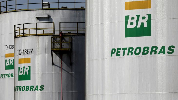 Já o preço da gasolina não foi alterado e continuará a ser de R$ 2,59 por litro nas refinarias da Petrobras (Reprodução/Internet)
