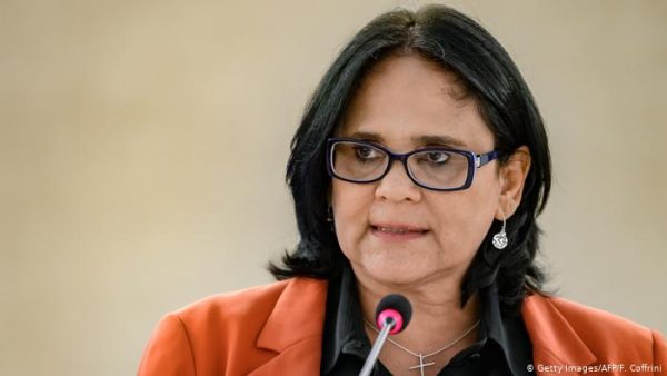 Ministério de Damares Alves exclui dados sobre violência policial, diz MPF