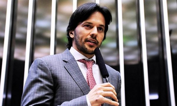 Fábio Faria toma posse no Ministério das Comunicações nesta quarta-feira