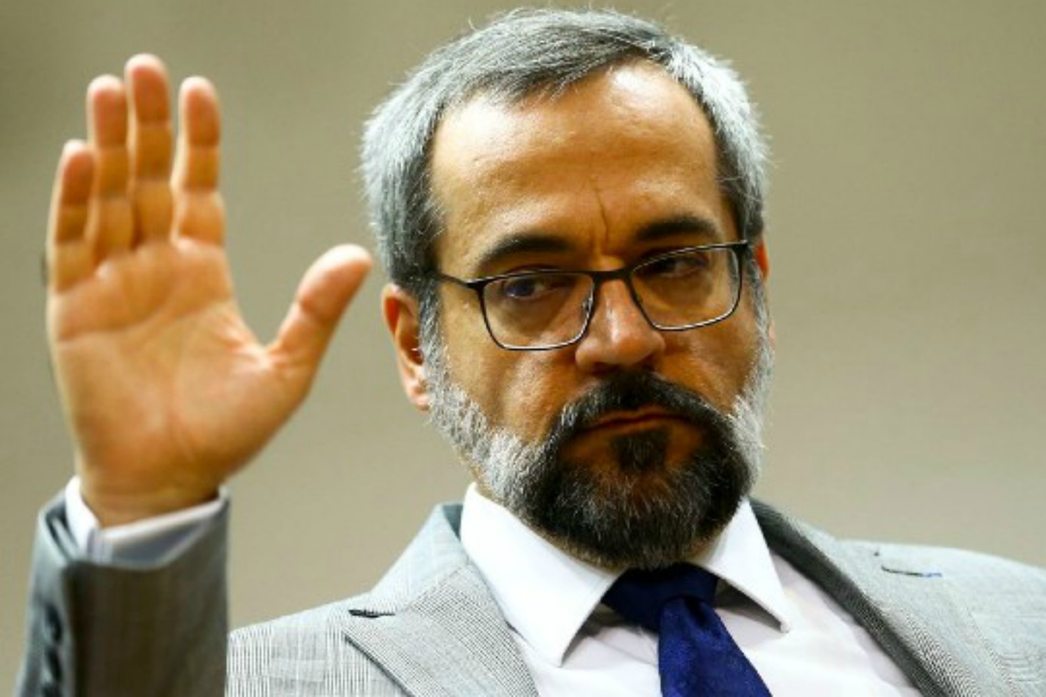 Alvo de inquérito no Supremo Tribunal Federal, Abraham Weintraub deixa o MEC