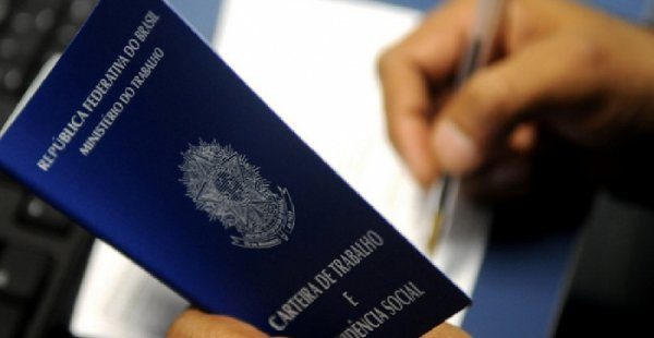 Pandemia do novo Coronavírus leva todos os setores privados a cortar vagas