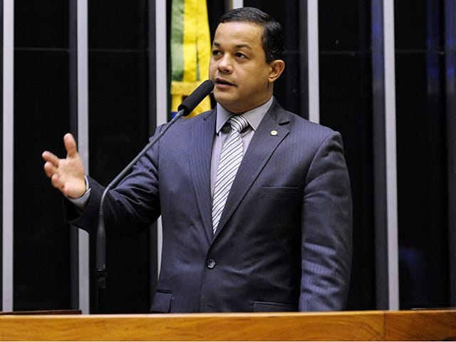 Desemprego na Amazônia Legal; deputado tem bens bloqueados e pesquisa da Veja são destaques