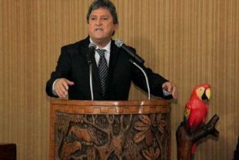 Prefeito Romeiro Mendonça pretende gastar meio milhão na construção de piscina semi-olímpica (Divulgação)