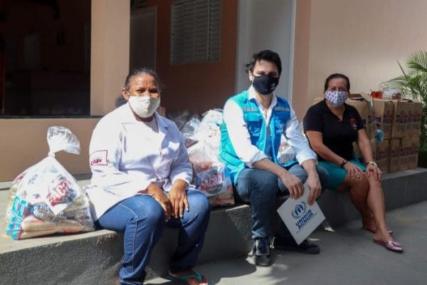 5 mil cestas de alimentos são doadas para venezuelanos em Manaus