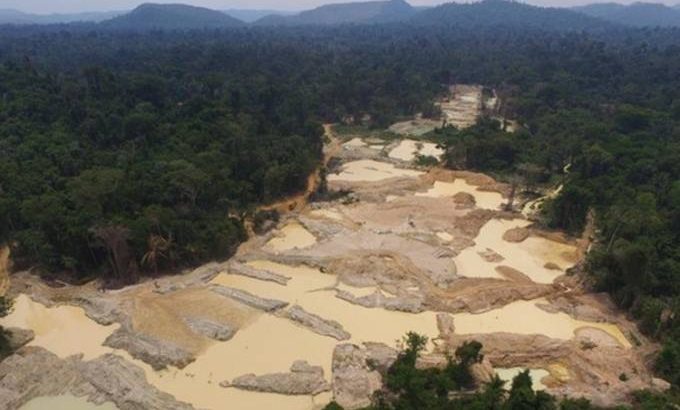 Empresa responsável por rede de Belo Monte diz que atividade irregular pode derrubar torres e provocar apagão de dimensão nacional (Divulgação/Internet)