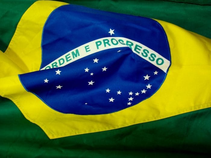 Bandeira nacional: entenda qual o verdadeiro significado das cores do símbolo mais importante da independência brasileira