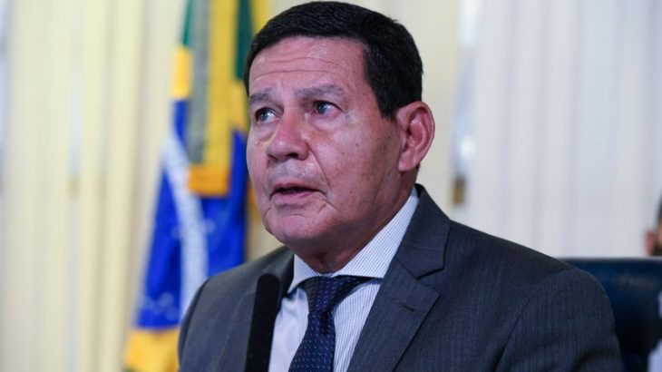 O vice-presidente Hamilton Mourão voltou a minimizar os incêndios na Amazônia. (Reprodução/Internet)