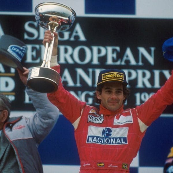 Vida pessoal de Ayrton Senna será produzida em minissérie da Netflix; veja vídeo