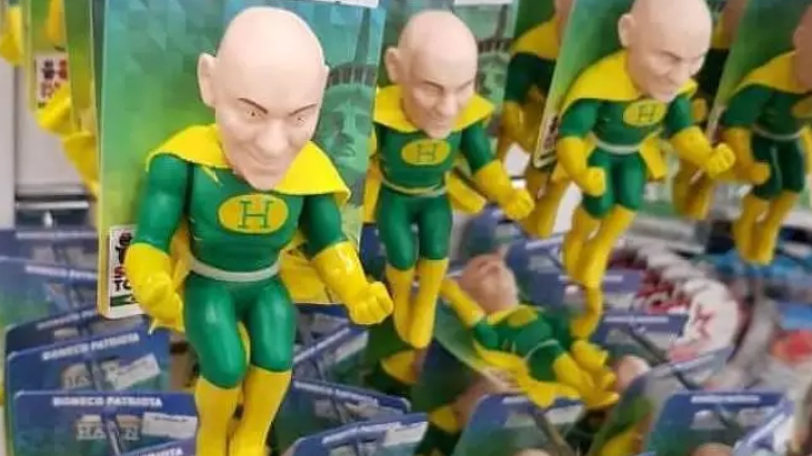 Capitão Brasil: Havan lança boneco super-herói 'patriota ...