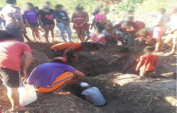 Com fome, argentinos desenterram 1,2 mil caixas de frango impróprio para consumo