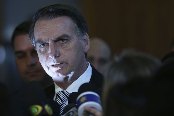 Após morte no Carrefour, Bolsonaro diz ser daltônico: ‘todos têm a mesma cor’