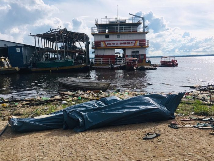 Jogadores de rugby morrem em naufrágio de barco em lago no Iranduba, AM