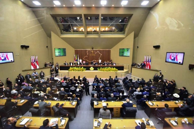 No AM, cada deputado passa a custar R$ 200 mil/mês ao contribuinte após reajustes furtivos