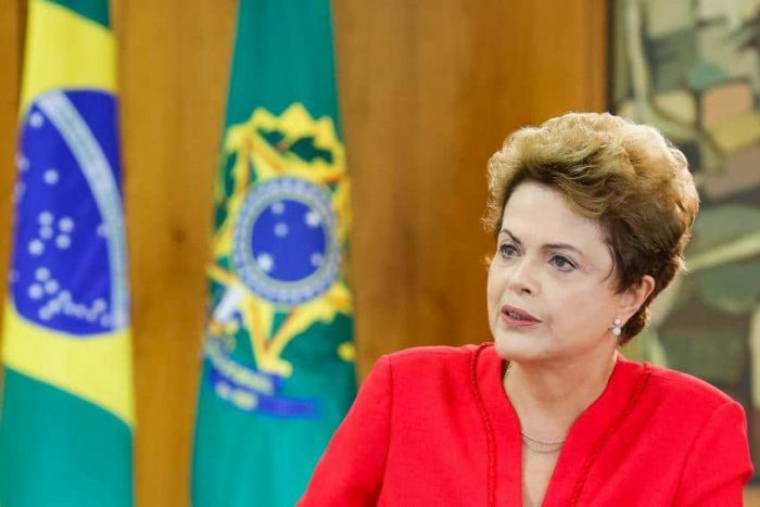 Bolsonaro diz que aguarda raio X de Dilma após tortura durante ditadura