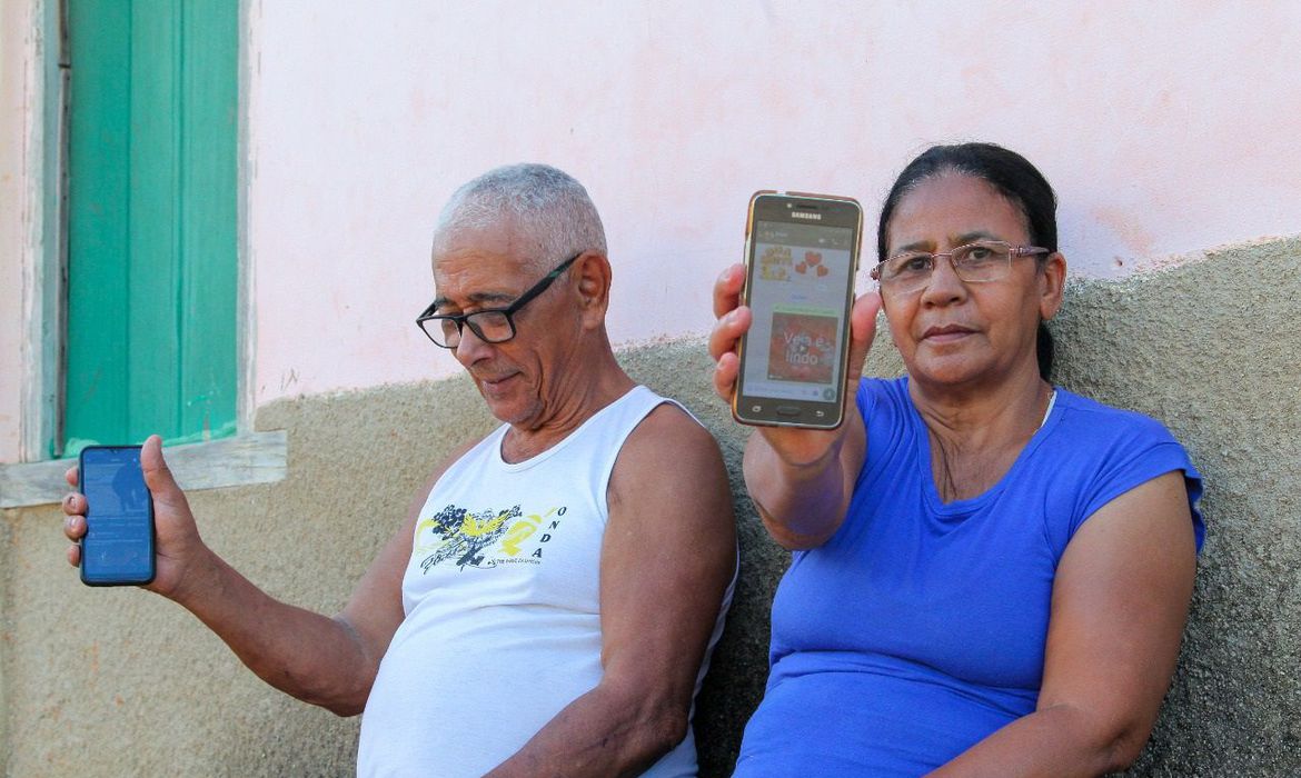 Com promessa de levar internet a áreas remotas, nova lei de telecomunicações é sancionada