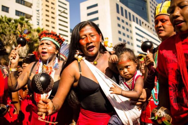 Com três mil assinaturas, coletivo pede imunização de indígenas em áreas urbanas do AM