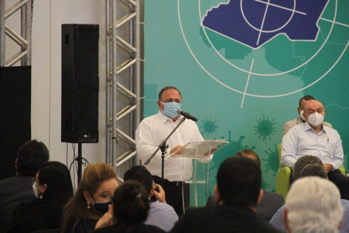 No AM, Pazuello anuncia dia ‘D’ de vacinação e garante 100 milhões de doses aplicadas até junho