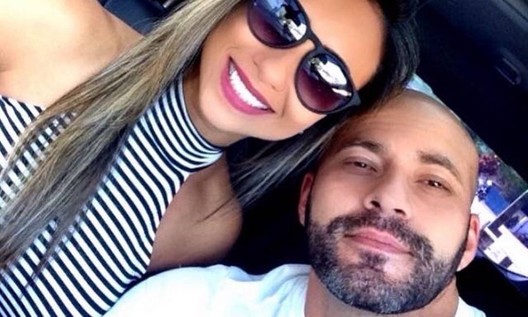 Enquanto ocupava cargo em ministério, esposa de Daniel Silveira recebeu parcelas do auxílio emergencial