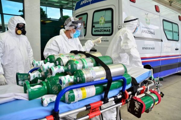 Onze indícios reforçam omissão de Pazuello e cúpula da Saúde em crise de oxigênio no AM