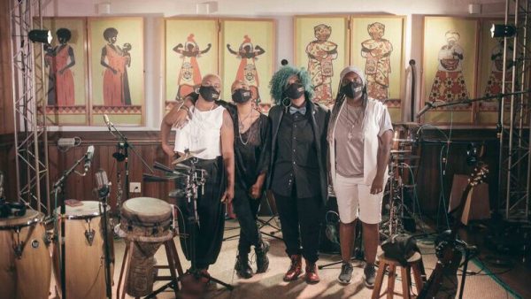 Banda negra e LGBTQIA+ ‘Panteras Negras’ disponibiliza material musical online para jovens periféricos