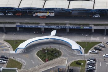 Divididos em três blocos regionais, os aeroportos serão leiloados a partir das 10h na sede da B3, em São Paulo (Divulgação/Portal da Copa)