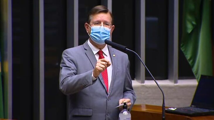 Zé Ricardo apresenta emendas contra a privatização dos Correios para garantir continuidade do serviço em todo País