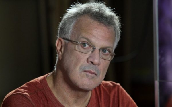 Pedro Bial se desculpa por ofender travestis em programa de TV: ‘Não foi minha intenção’