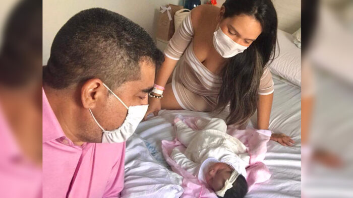 Nasce Marina, filha do radialista amazonense Patrick Motta e da jornalista Flávia Moura