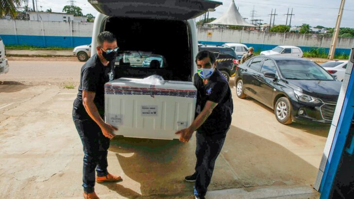 Após atraso e fila de espera pela CoronaVac, Saúde envia mais de sete mil doses para Rondônia