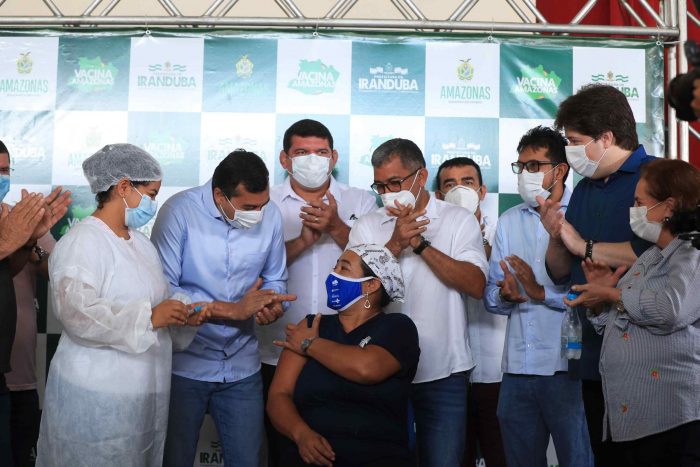 Cerca de  80% dos profissionais de educação da rede estadual já foram vacinados no interior do AM