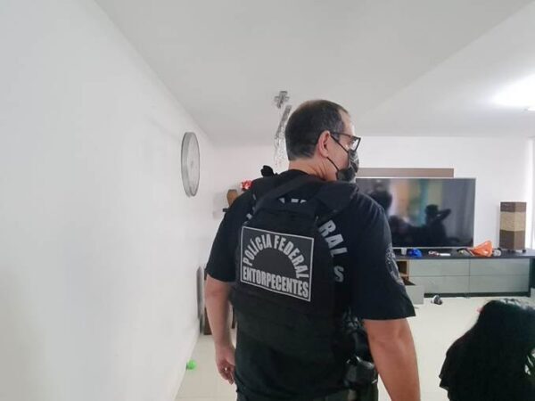Polícia Federal deflagra segunda fase de operação contra facções criminosas que atuam no AM
