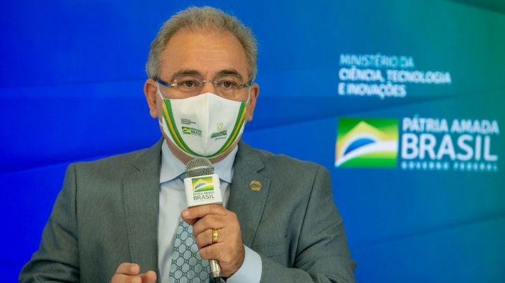 Ministro da Saúde anuncia aquisição de 4,5 milhões de kits para intubação
