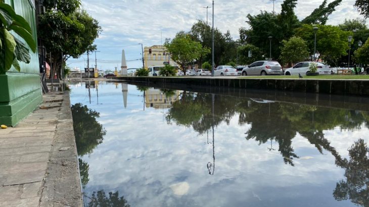 Recorde da enchente na capital do Amazonas foi registrado em 2012 (Ricardo Oliveira/Revista Cenarium)