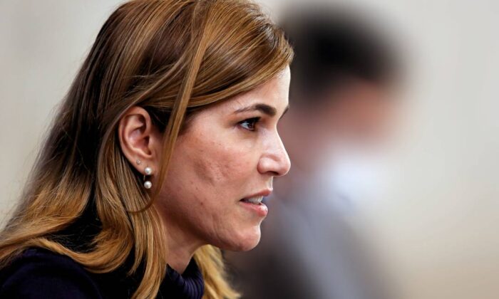 Assessora de Pazuello confirma ‘missão’ para difundir cloroquina no Amazonas