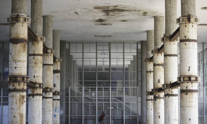 Universidades federais têm a mesma verba de 2004, mesmo com o dobro de alunos