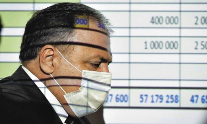 Ex-ministro da Saúde recusa cargo no Planalto e avalia tirar AGU de sua defesa