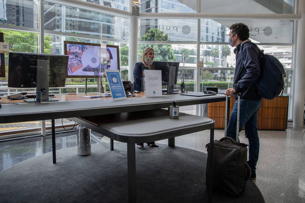 Ritmo de vacinação já aquece procura por viagens no Brasil