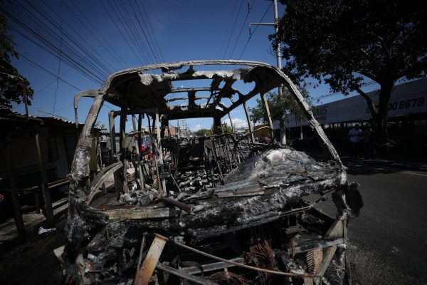 Testemunhas de ataques em Manaus relatam terror: ‘Jogaram gasolina no vigia’