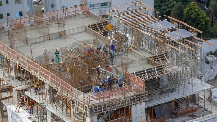 A indústria da Construção é responsável por mais de 19 mil empregos no Estado em 2019. (Gilson Abreu/AEN-PR)