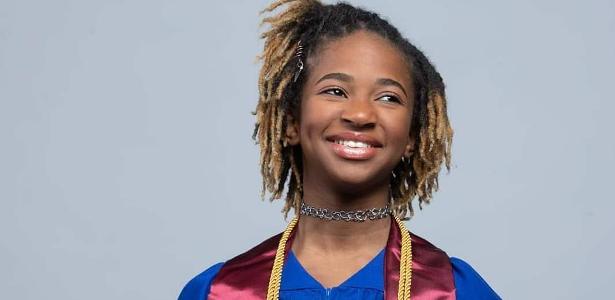 Com 12 anos e já na faculdade, jovem sonha em se tornar engenheira da Nasa