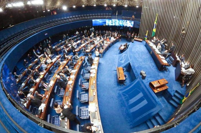 Frente de 135 organizações é criada em defesa dos direitos políticos femininos