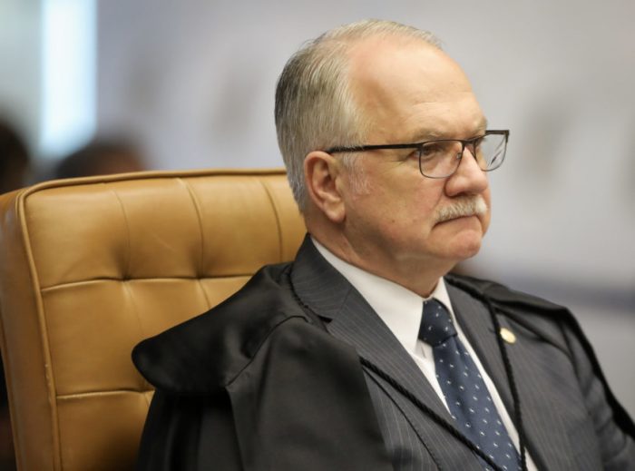 Fachin pede informações a Bolsonaro sobre cumprimento das medidas de prevenção à Covid-19