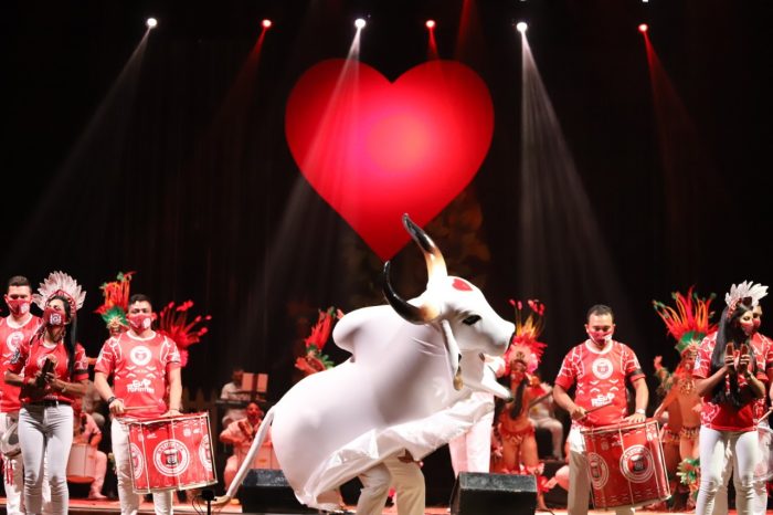 Boi Garantido exalta tradição dos namorados no Dia de Santo Antônio